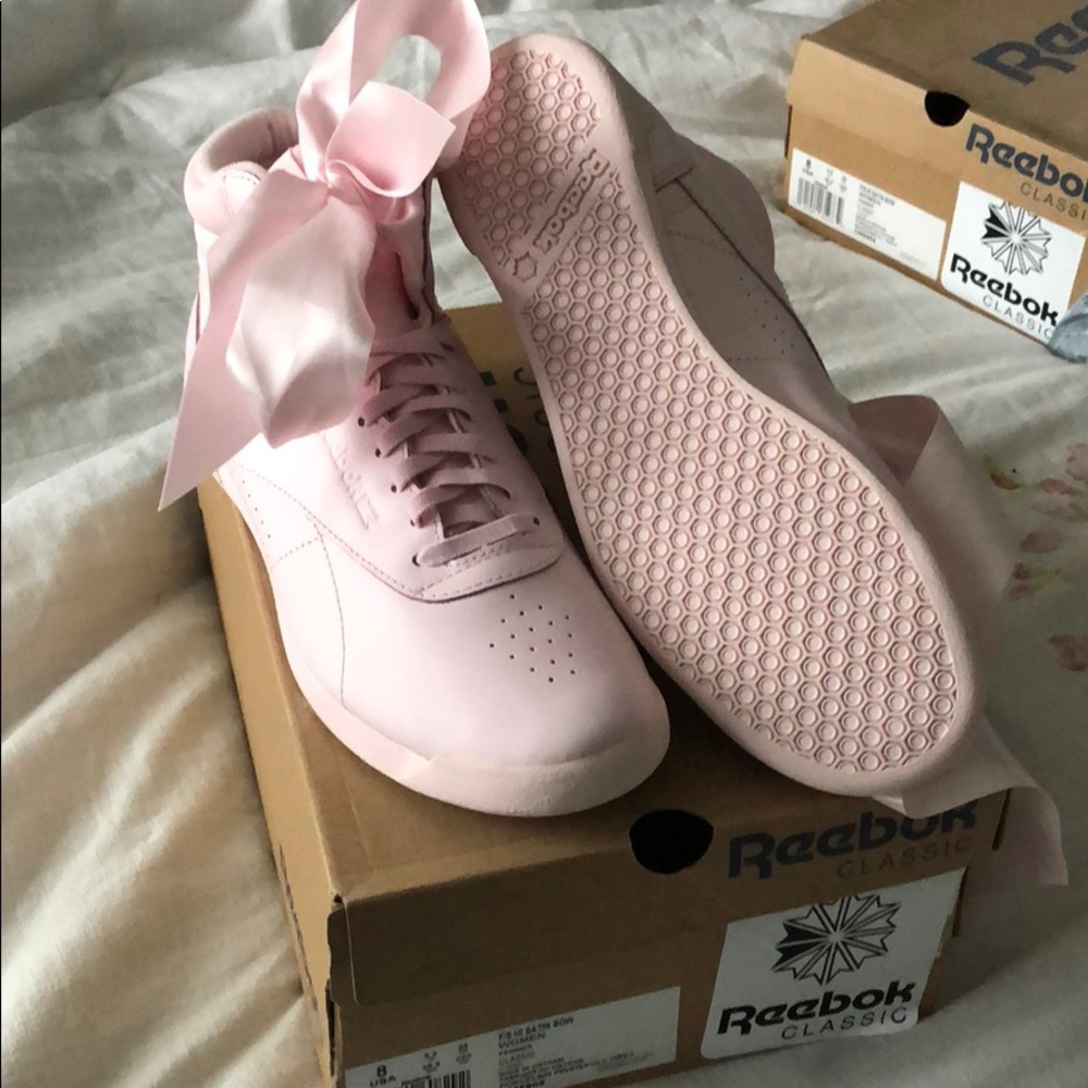 BNITB Reebok classics - special edition